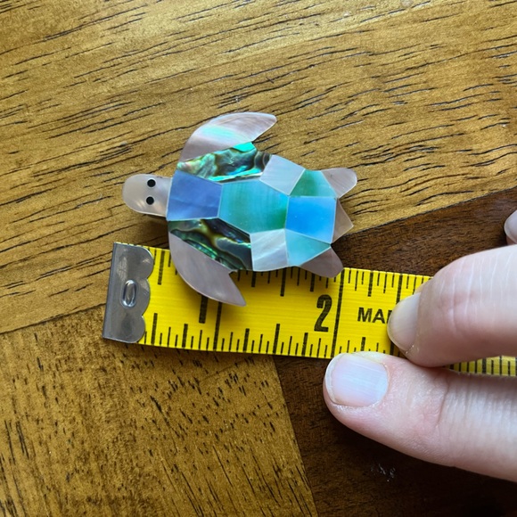 Sea turtle hair clip natural shell inlay - Picture 3 of 4